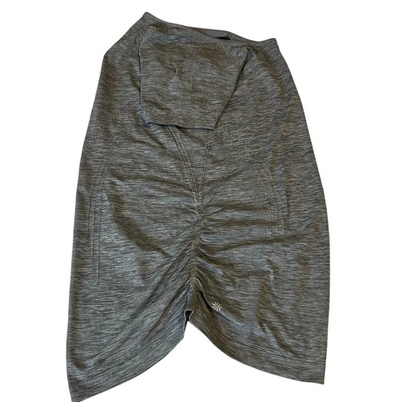 Athleta Short sleeved Shirred top. Size Small - Picture 4 of 8